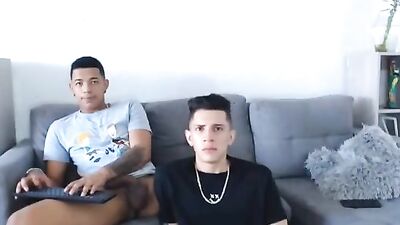 Webcam Oral Adventures: Horny Hunks Seeking Fun!