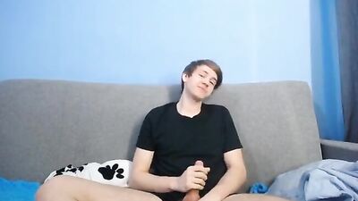 Gay Porn Web-Cam Masturbation: Horny Twink Adventures!