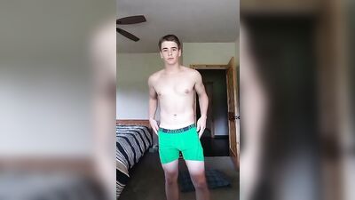 Young Stud Gets Off Without Cumming - Amateur Jock