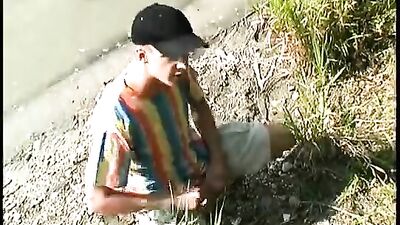 Gay Boy Sex Outside: Hot Amateur Cum Shots!