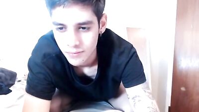 Horny Gay Boys Pound Each Other In A Steamy Webcam Show!