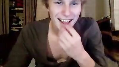 A Long Cam Show Gay Buddies Tube Porn