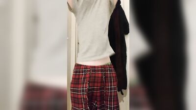 Showing Off His Long Teen Cock: The Ultimate Amateur Big Cock Solo Experience!