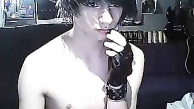 Boy emo very effeminate and smooth masturbates on the web