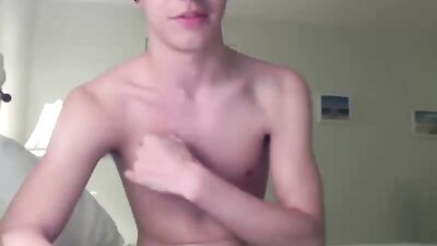 Young cute Gay & Twinks - more @ Gayboy.ca