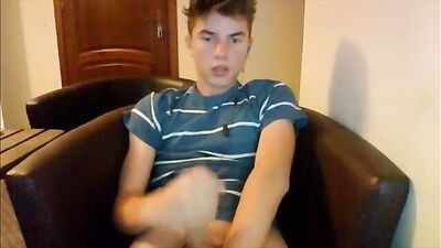 Cam 242 Gay & Twinks - more @ Gayboy.ca