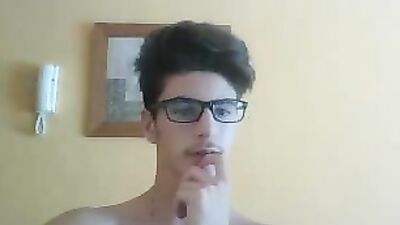 Spanish Cutie Cums On Cam, Big Cock & Fucking Hot Bubble Ass