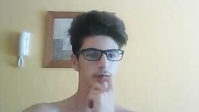 Spanish Cutie Cums On Cam, Big Cock & Fucking Hot Bubble Ass