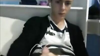 All smooth he wank in her room and ejaculates on her belly