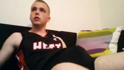 Heat smooth teen boy on cam