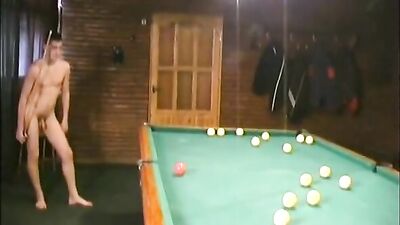 Naked pool
