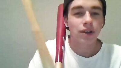 Cute Skater Twink - - more @ Gayboy.ca