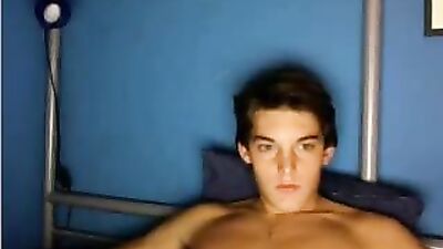 Italian Cutie,Huge Cock 1st Time On Cam