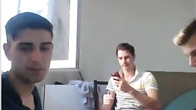 Theshowman69_cum