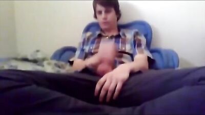 Nice hot dude cumming