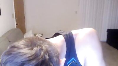 Hot hunk jerking on webcam - more @ Gayboy.ca