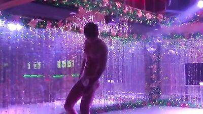 That Bod! That Bulge!