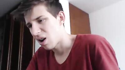 Cute boy jerkin - more @ Gayboy.ca