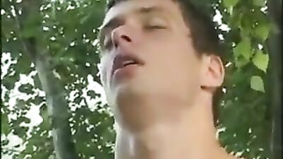 Threesome Bareback Outdoor