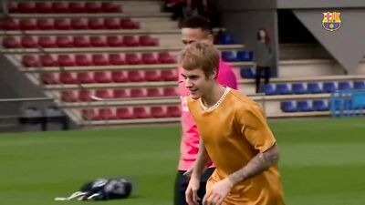 Justin Bieber playing football with Neymar and Messi