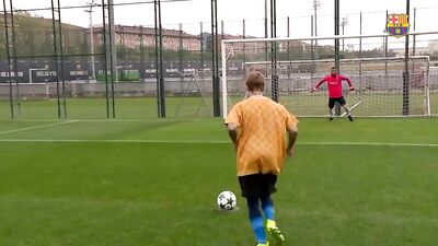 Justin Bieber playing football with Neymar and Messi