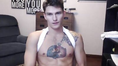 I'm gonna cum - more @ Gayboy.ca