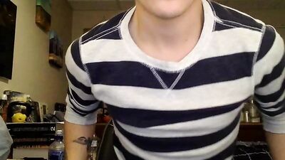 Web Cam Model please* Email: dreamleafofficial@gmail.com