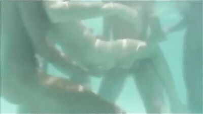 LKV010 UNDERWATER FUN