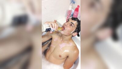 Cute - homemade - nude - caught, shower 0000