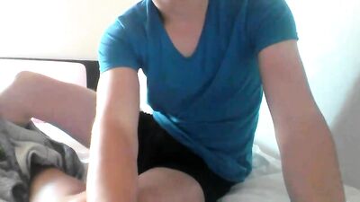 What a pleasure to watch handsome boy all smooth masturbate