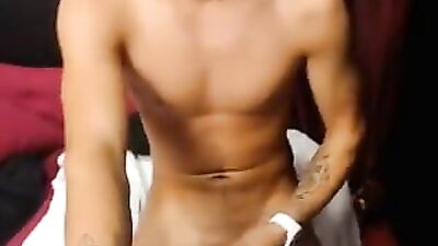 Romanian guy shooting his load on his palm