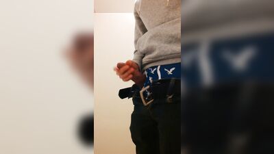 American Eagle Public Wank