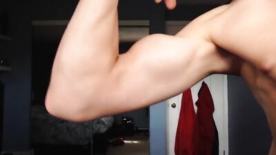 Skinny Teen flexes Peaked Bicep