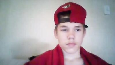 Young twink and tattooed masturbates in her bedroom