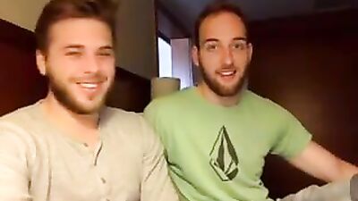 Hot08pack01 sucking cock