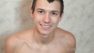 Gay teen boy pleased by 7 guys in hot solo action!