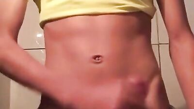 Gay Porn Smoothie Jerks & Cumming Passion!