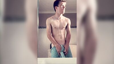 Short But So Cute - Towel Gay Tube Twink