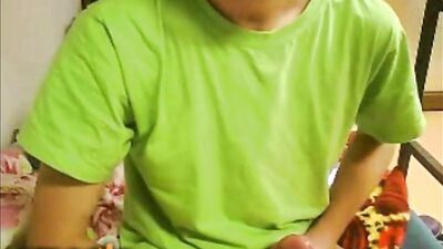 Hard & BIG: Solo Cocks Maniac Shakes It Off!