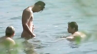 Nudist Hunks: Voyeurs Delight!