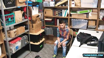 Arrested TwinkBoy Gay Tube Porn: Action Ass Play Bareback Explosion!