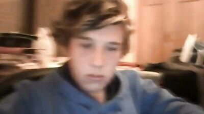 Sexy Smooth Boy in Gay Porn Action!