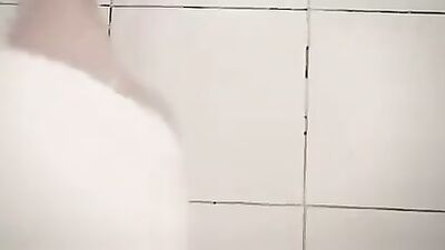 Gay Porn Showers: Funny Situation Turns Hot and Steamy!