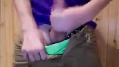 CUTE BLOND BOY CUMS ON CAM