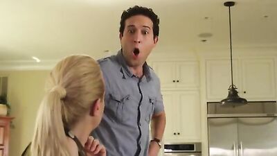 10 RULES FOR SLEEPING AROUND (2013). Very long CFNM scene.