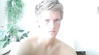 Pale guy jerrkingmasturbator