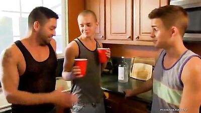 3 Twinks And A Shark