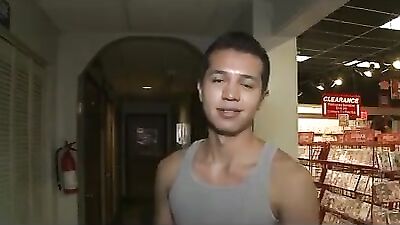 Str8 Boy Gets Gloryhole Switcheroo