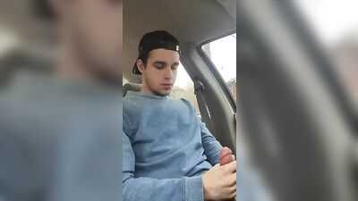 Jerk off in car - more @ Gayboy.ca