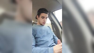 Jerk off in car - more @ Gayboy.ca